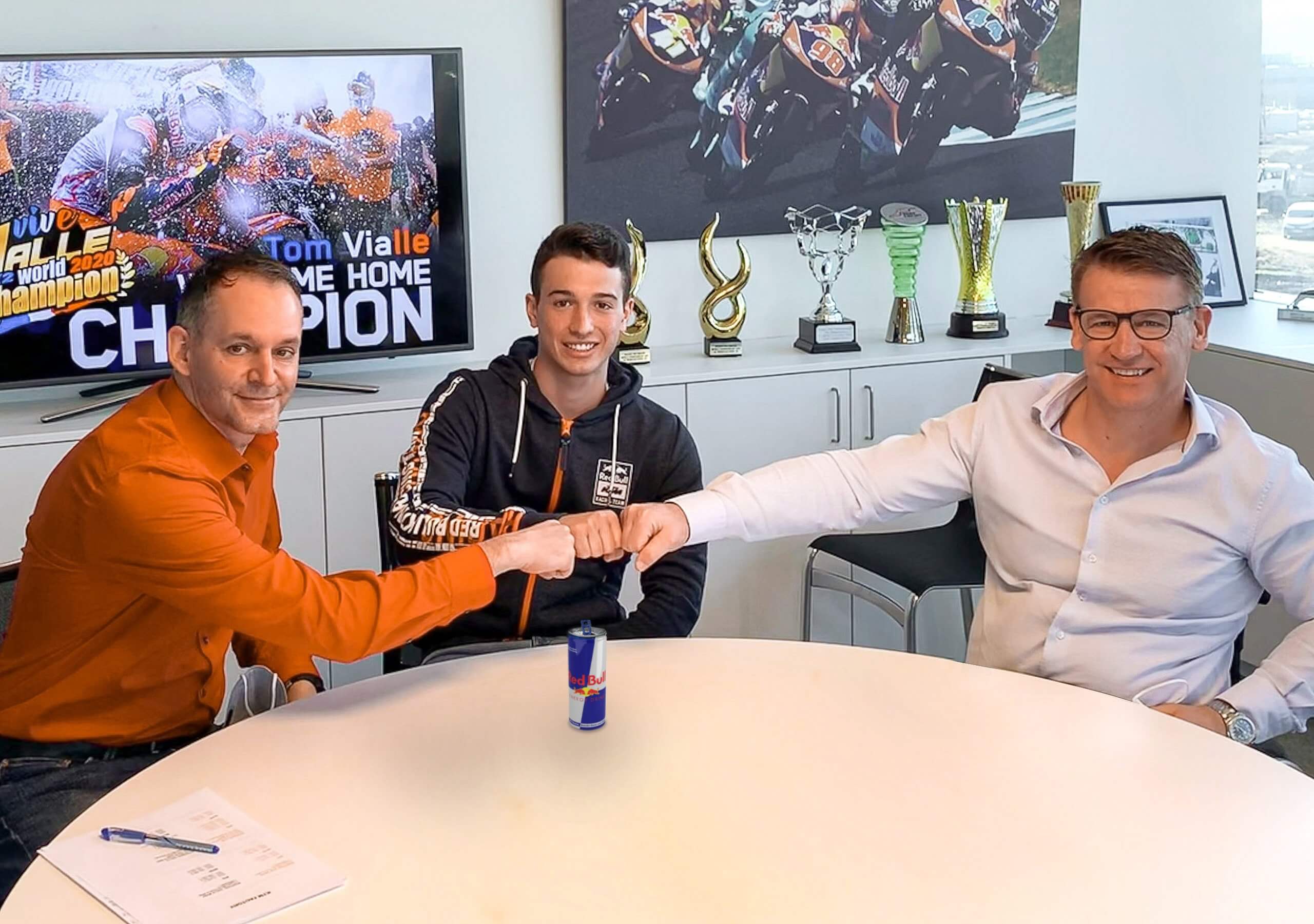 Long Term Mxgp Deal For Vialle At Ktm Motohead